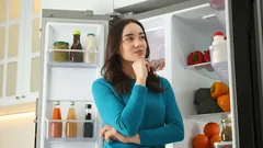 Sütü buzdolabında taze tutmanın en iyi yolu nedir?